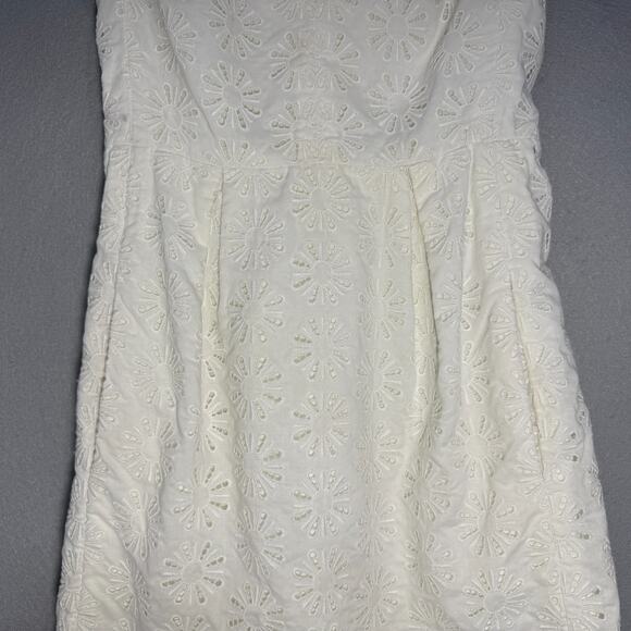 Diane Von Furstenberg Eyelet Embroidered Sheath Mini Dress Size 0 Pockets Luxury - Picture 5 of 11